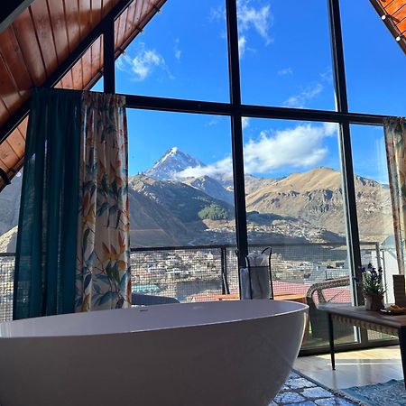 Cottage Veranda Kazbegi Eksteriør billede