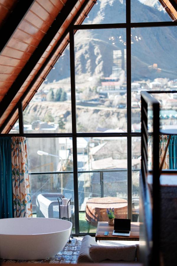 Cottage Veranda Kazbegi Eksteriør billede