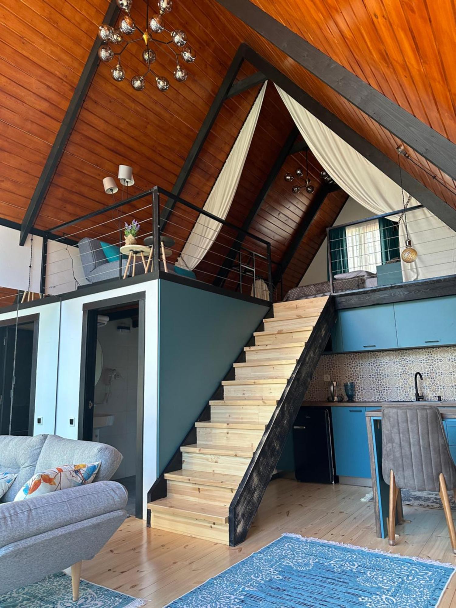 Cottage Veranda Kazbegi Eksteriør billede